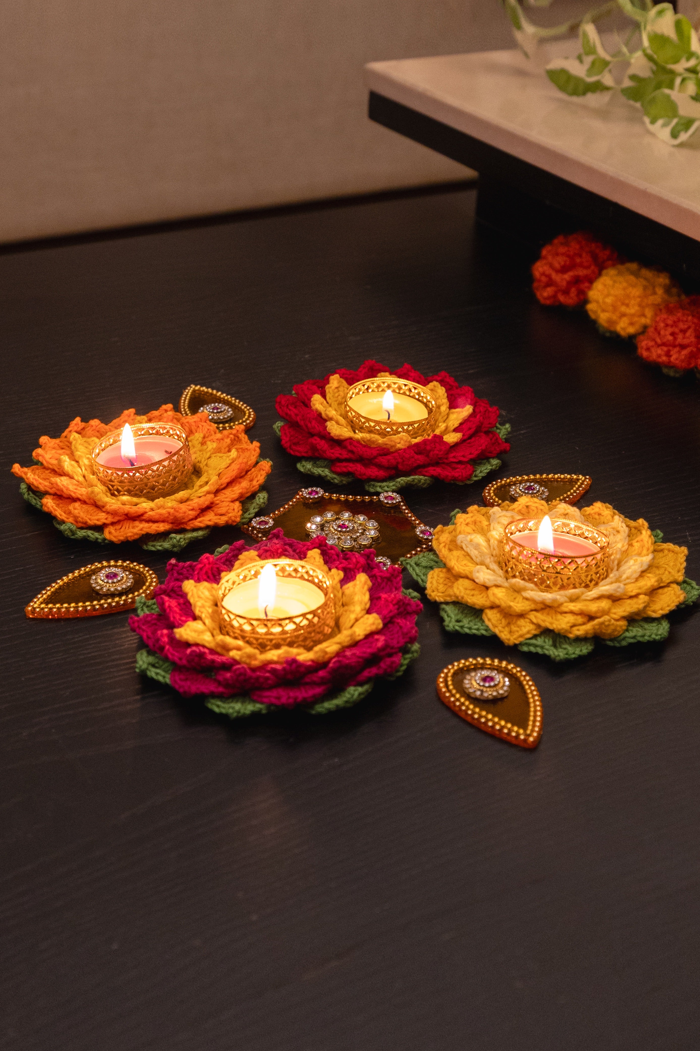 Lotus Diya (Pack of 4)