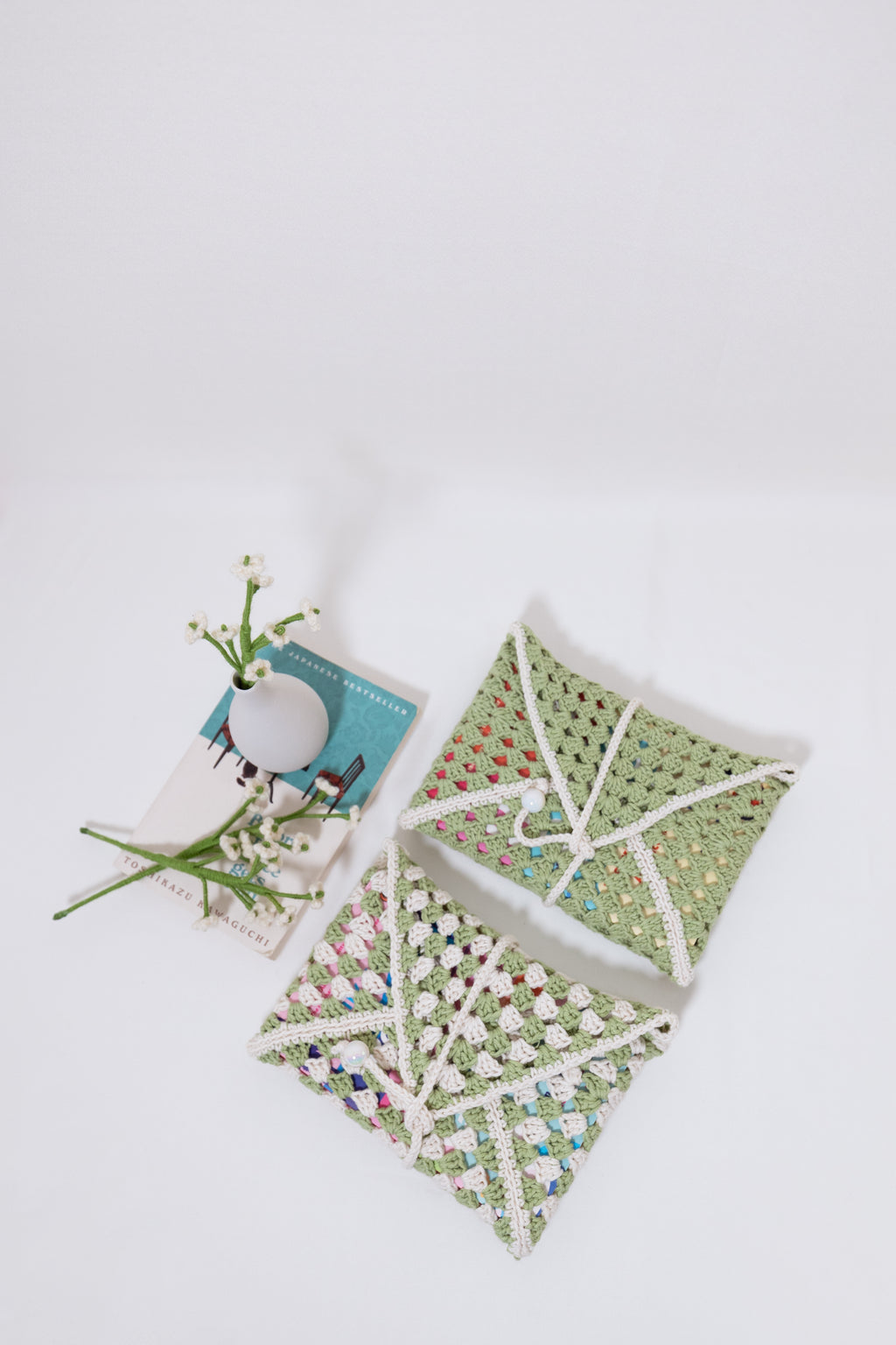 Granny Square Book Sleeve