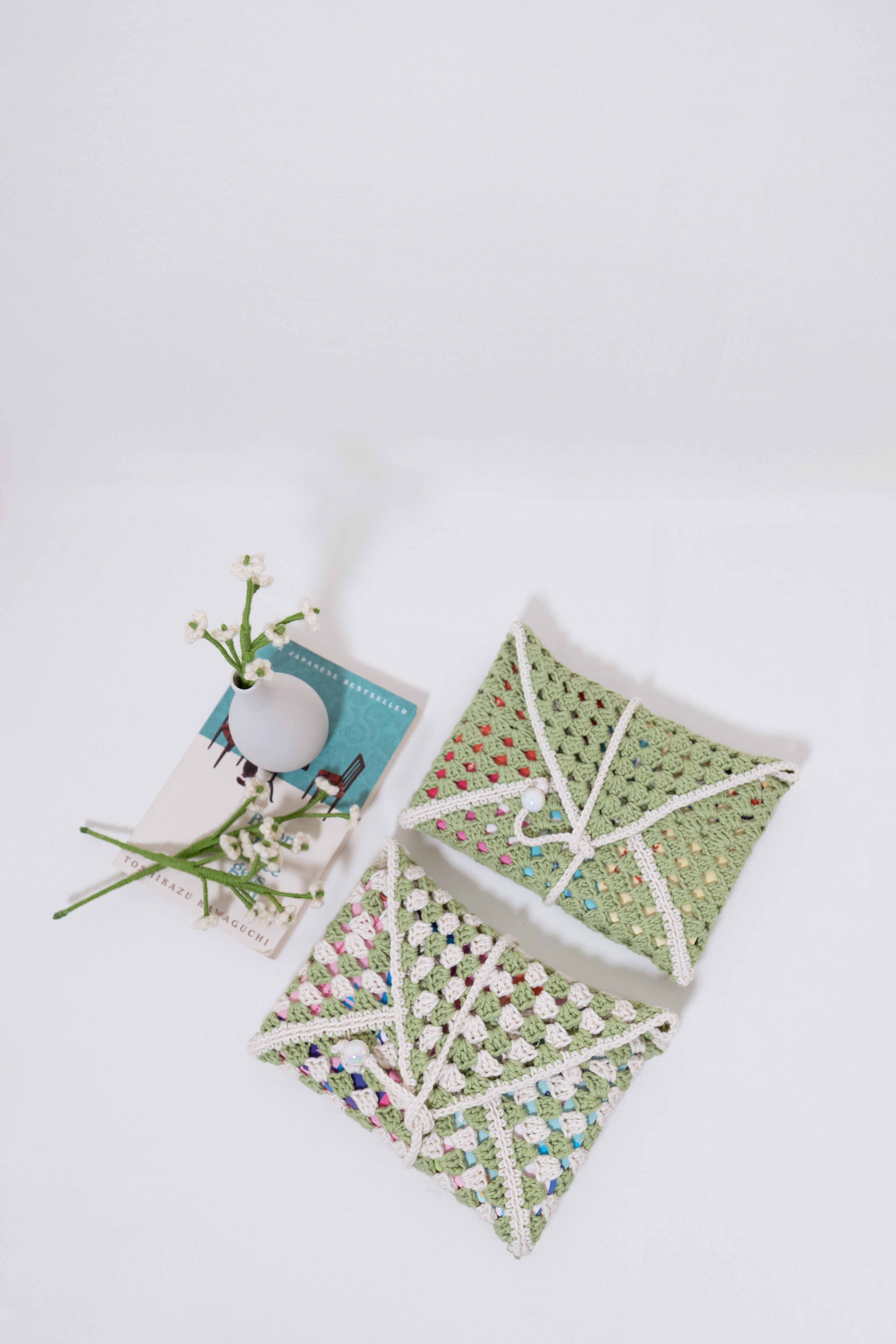 Granny Square Book Sleeve