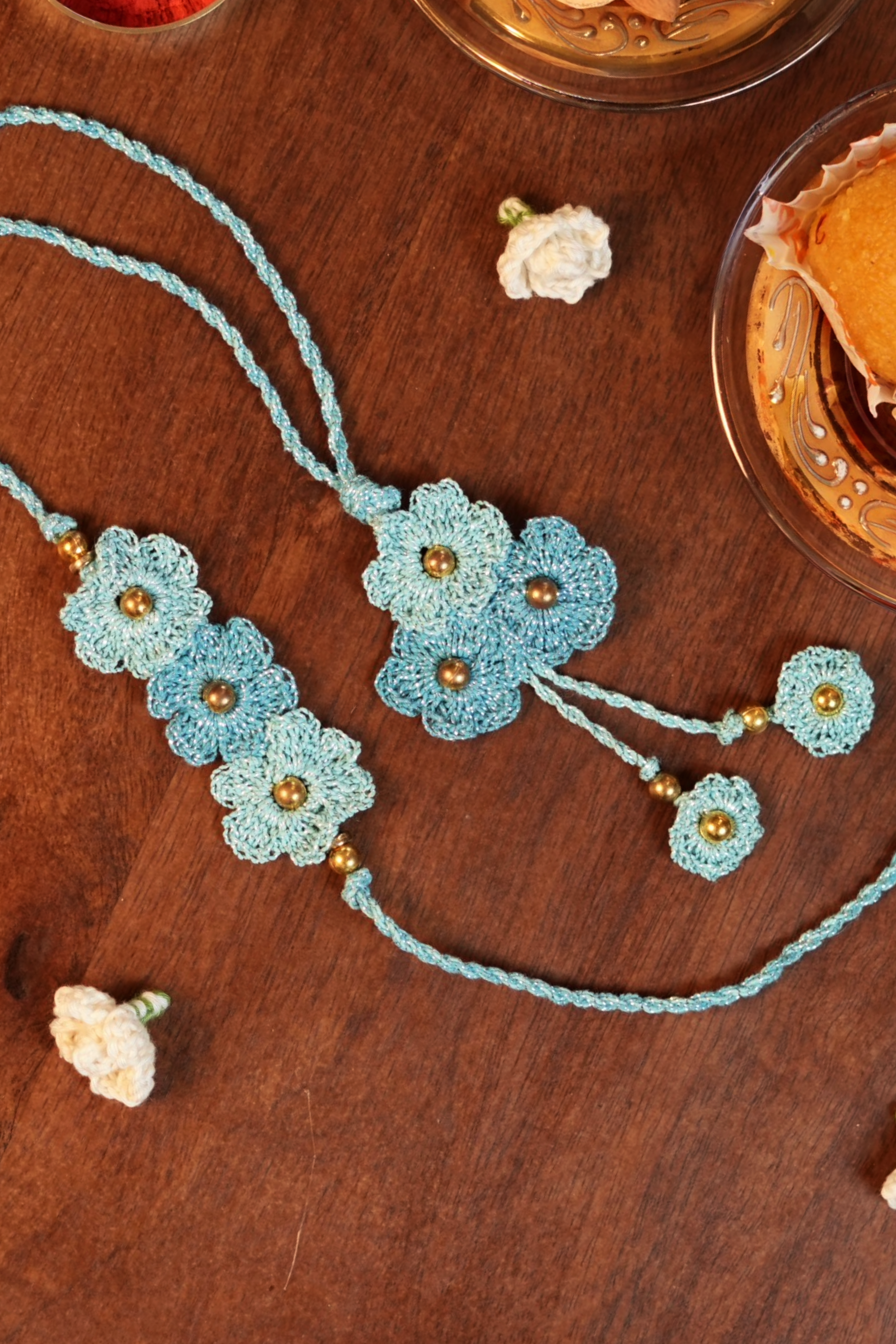 Metallic Thread Bloom Rakhi & Lumba Set